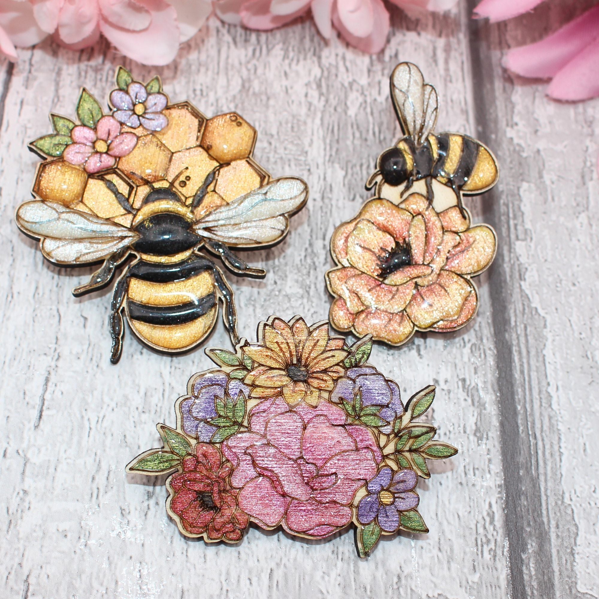 Bee Floral Brooch Set - Spring Accessories for Your Style