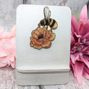 Bee Floral Brooch Set - Spring Accessories for Your Style