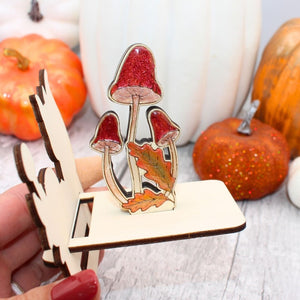 Squirrel Autumn Mobile Stand